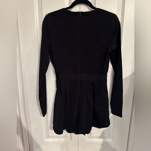 EUC lulu’s black long sleeve romper